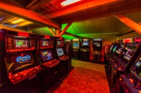 /album/fotogalerie-arcade-hry-nejvetsi-retro-arkadova-herna-a-muzeum-ve-stredni-evrope/arcadehry-nejvetsi-retro-arkadova-herna-a-muzeum-ve-stredni-evrope22-jpg1/